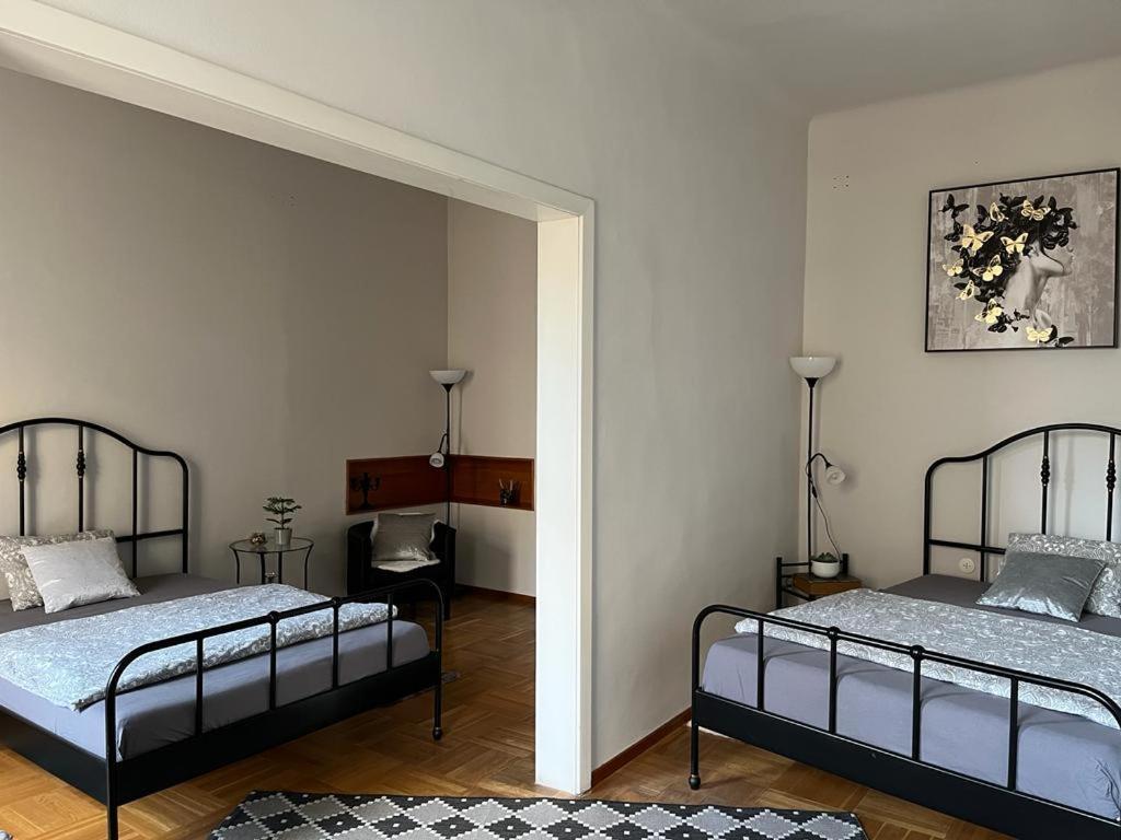 Beautiful City Centre Apartment Wina Bagian luar foto